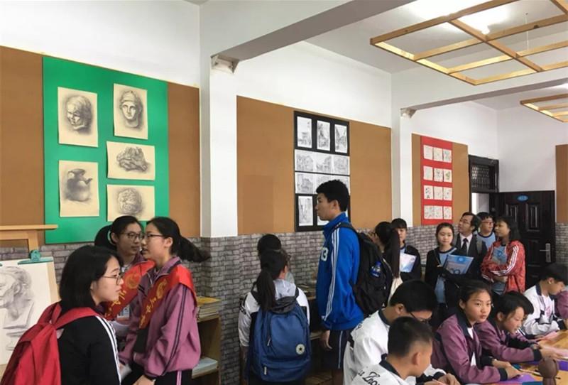 三中三澳門，探索與解析，三中三澳門，深度探索與解析