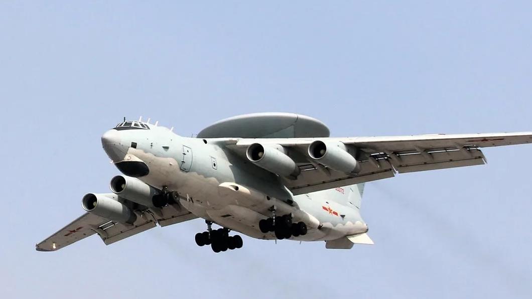 空警預(yù)警機(jī)2000，技術(shù)前沿的空中衛(wèi)士，技術(shù)前沿的空中衛(wèi)士——空警預(yù)警機(jī)2000