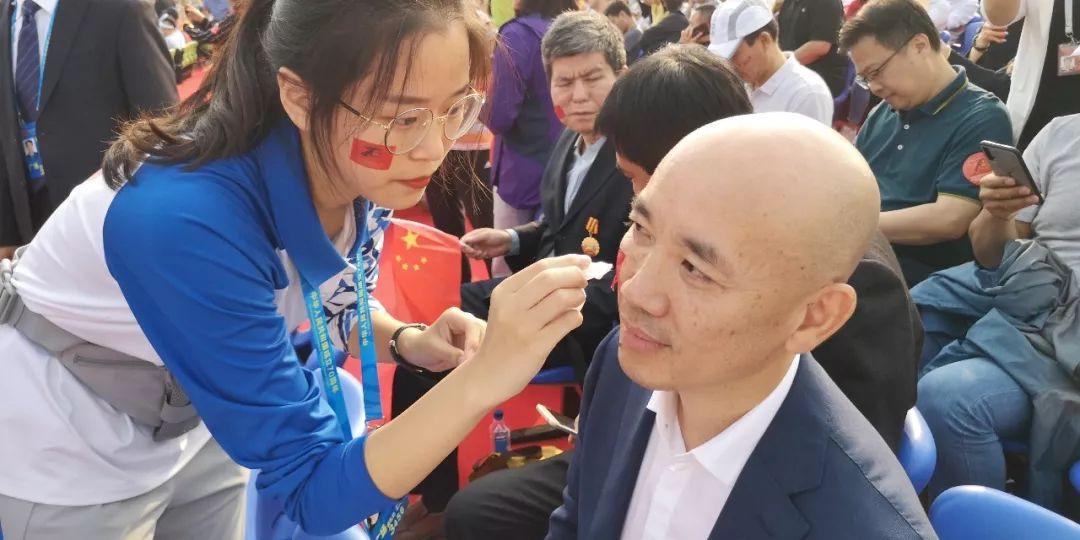 國慶閱兵視頻2019，回顧盛況，完整視頻再現(xiàn)輝煌，2019國慶閱兵回顧，盛況再現(xiàn)，輝煌視頻展現(xiàn)