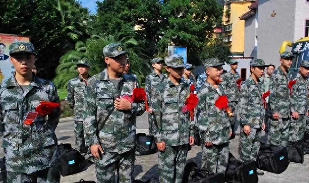 中央軍事委員會(huì)組成人員表及其職責(zé)與重要性，中央軍事委員會(huì)組成人員表、職責(zé)與重要性解析