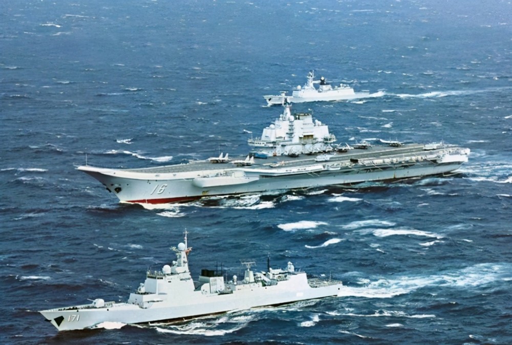 山東艦與伊麗莎白女王號，兩大戰(zhàn)艦的對比，山東艦與伊麗莎白女王號戰(zhàn)艦對比解析
