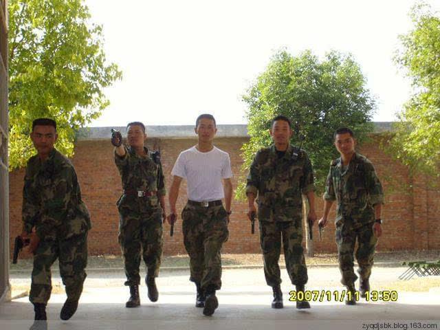 龍焱特種部隊(duì)大隊(duì)長(zhǎng)，英勇無畏的領(lǐng)袖與傳奇戰(zhàn)士的典范，龍焱特種部隊(duì)大隊(duì)長(zhǎng)，英勇無畏的領(lǐng)袖與戰(zhàn)士傳奇典范