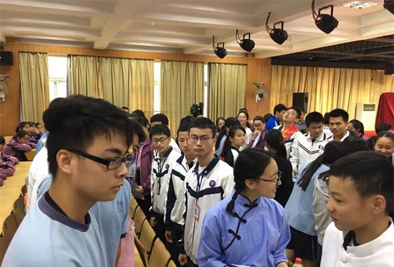 新澳門三中三6組免費公開——探索與解析，澳門三中三最新6組數(shù)據(jù)解析與探索，免費公開揭秘