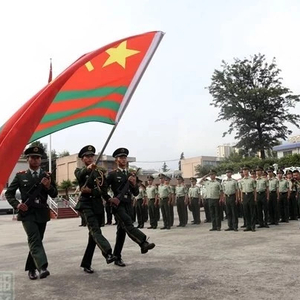 武警部隊(duì)軍旗，榮耀的象征與力量的體現(xiàn)，武警部隊(duì)軍旗，榮耀與力量的象征