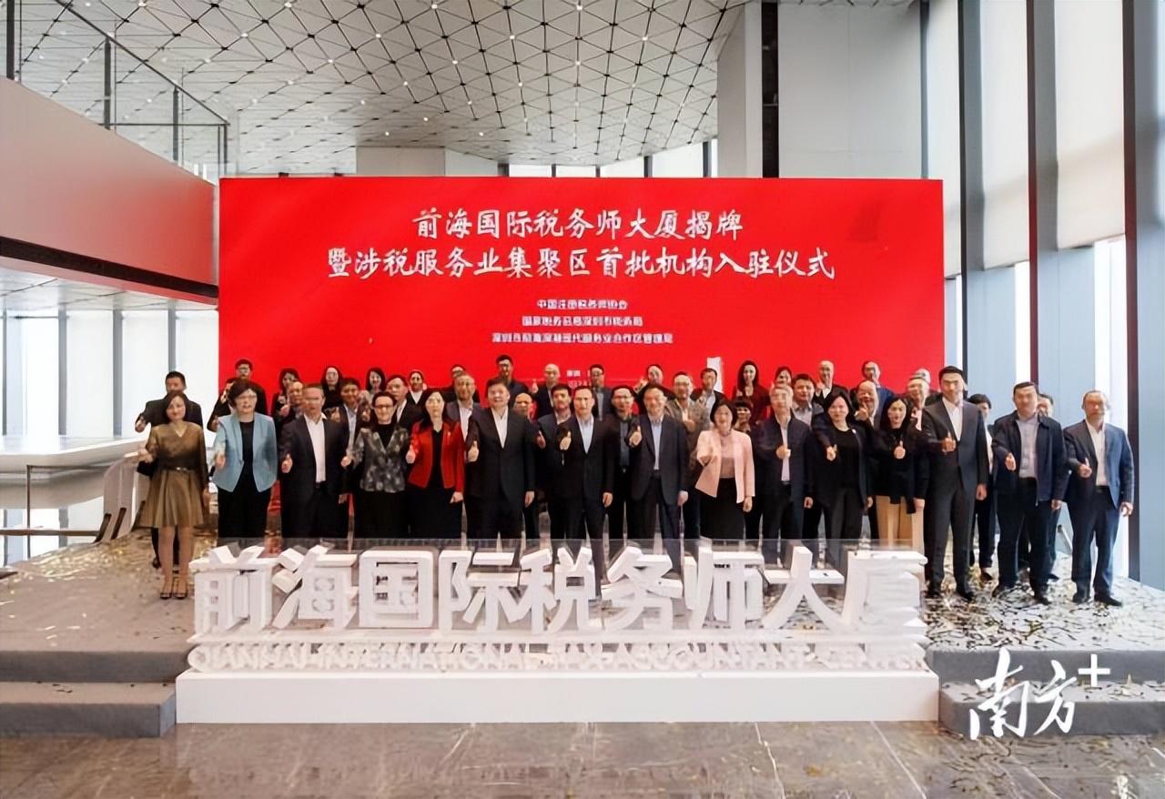 獨(dú)家爆料2025年香港正版資料免費(fèi)大全——一站式獲取所有資源！，獨(dú)家爆料，2025年香港正版資料大全——免費(fèi)獲取所有資源一站式平臺！