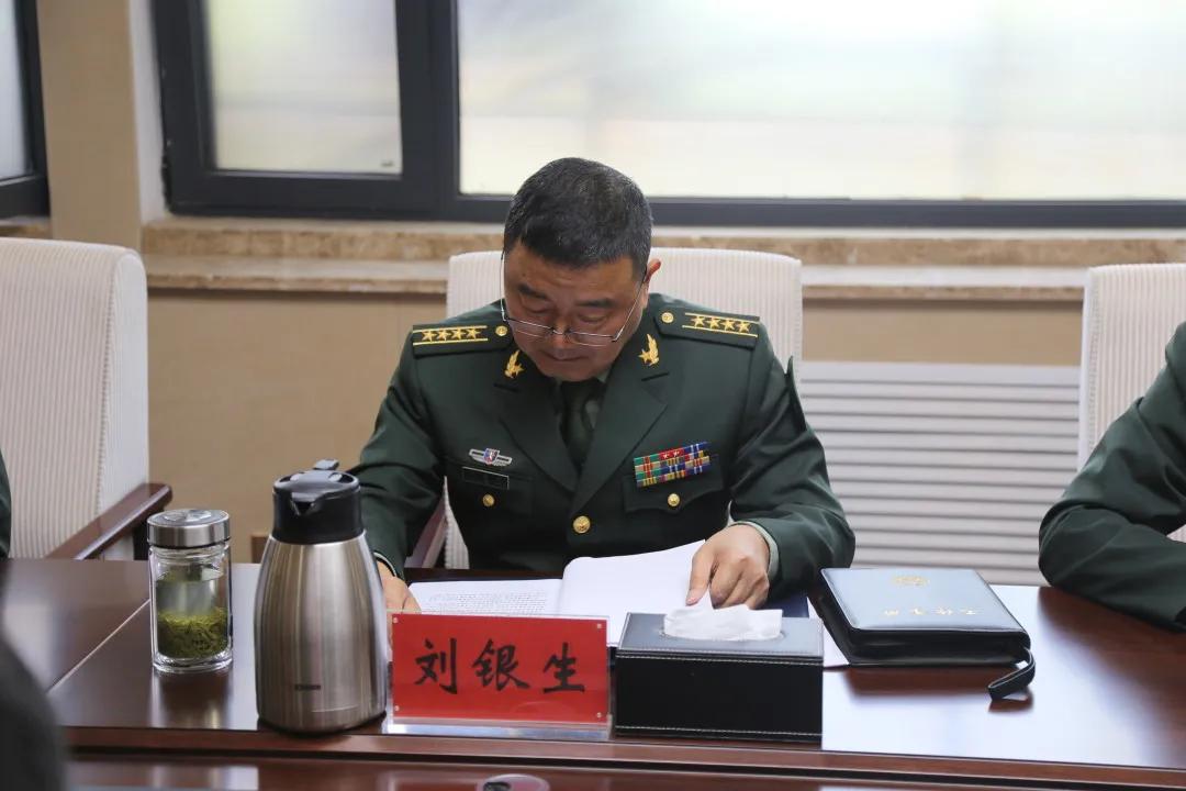 部隊每日新聞講評稿子，部隊每日新聞講評概覽，最新動態(tài)與要點解析