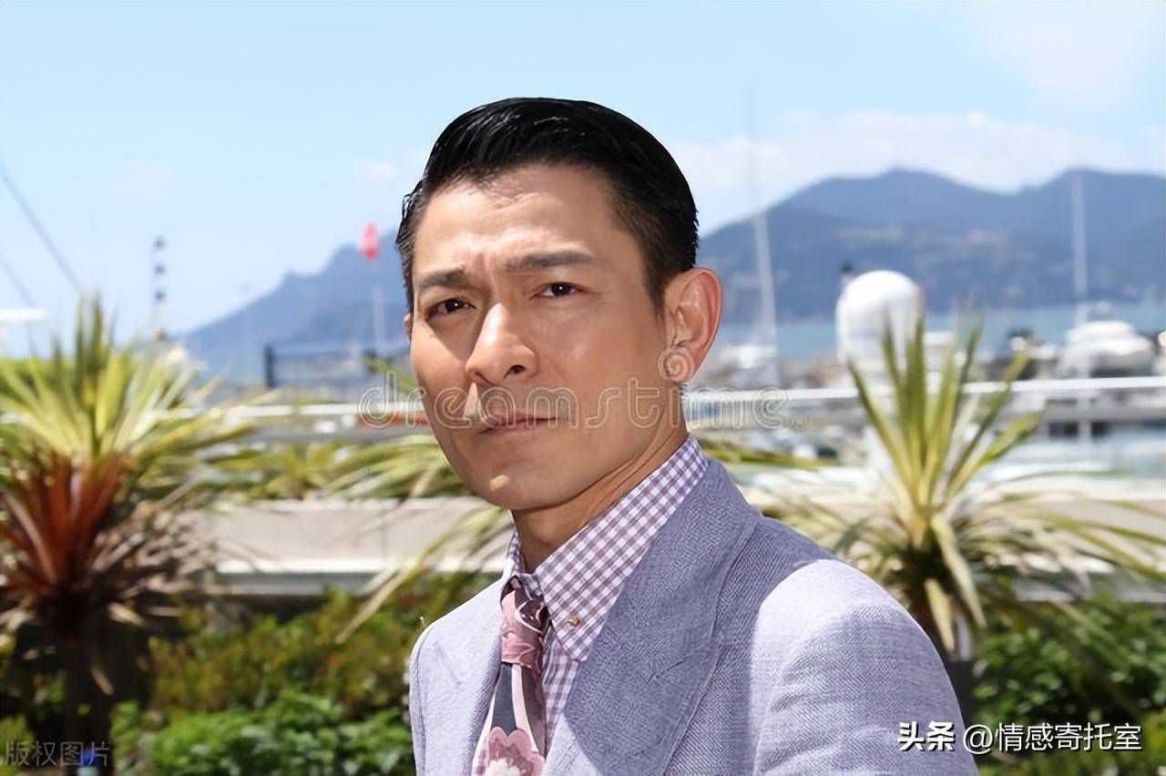 香港內(nèi)部一肖王中王新水，揭秘背后的秘密與探索真實(shí)面貌，香港內(nèi)部揭秘，一肖王中王新水背后的真相與真實(shí)面貌探索
