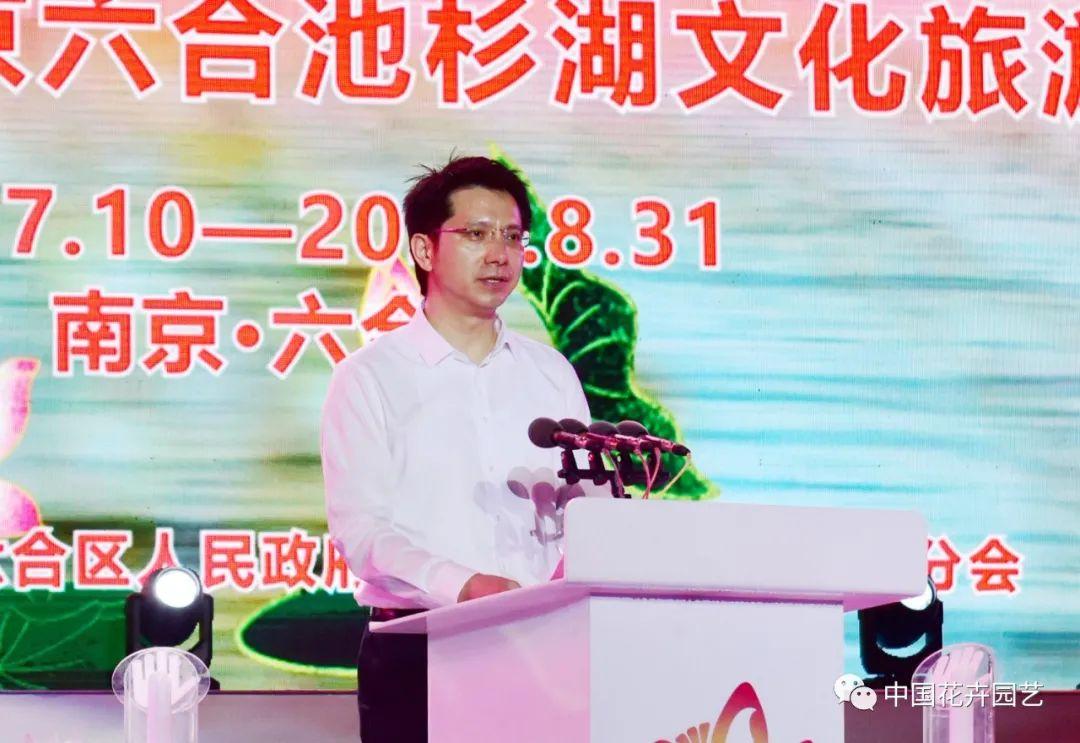 新奧門六和開獎(jiǎng)結(jié)果今晚揭曉，熱門數(shù)字預(yù)測(cè)與最新趨勢(shì)分析，新奧門六和今晚開獎(jiǎng)結(jié)果揭曉，熱門數(shù)字預(yù)測(cè)與趨勢(shì)分析