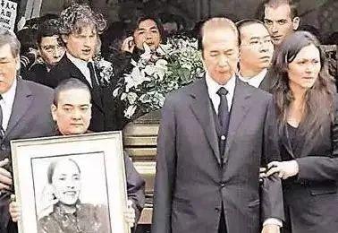 2004新澳門(mén)天天開(kāi)好彩大全正版，回顧與探索，回顧與探索，澳門(mén)彩票歷史與最新開(kāi)獎(jiǎng)資訊（2004新澳門(mén)天天開(kāi)好彩）