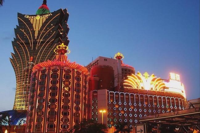 澳門(mén)鳳凰網(wǎng)三肖三準(zhǔn)，揭秘精準(zhǔn)預(yù)測(cè)背后的秘密，澳門(mén)鳳凰網(wǎng)三肖三準(zhǔn)揭秘精準(zhǔn)預(yù)測(cè)真相