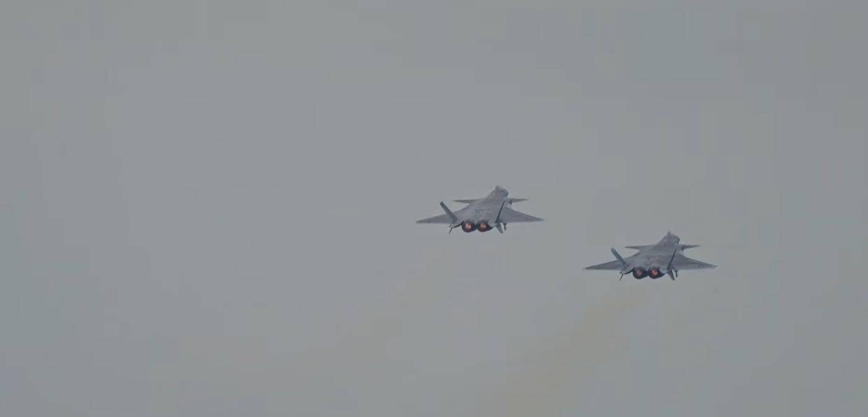 殲-20飛行速度，揭秘中國(guó)新一代隱身戰(zhàn)斗機(jī)的速度與性能優(yōu)勢(shì)，揭秘殲-20隱身戰(zhàn)斗機(jī)的速度與性能優(yōu)勢(shì)